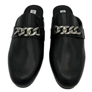 Steve Madden Rally Pointed Mule with Silver Chain in Black Size 9